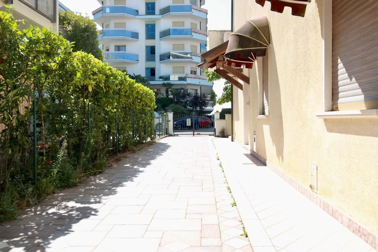 Apartment Appartamento-Santi Lido di Jesolo Italy